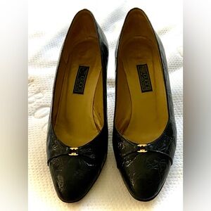 Gucci Black Alligator Pattern Patent Leather Women's Pumps